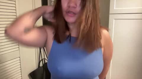 Miss Girly online show from 12.04.25