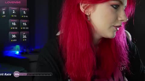 Snapshot of ooliviaa chatting on 10.22.25 Hannah online show from 10.22.25