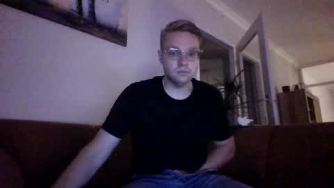 Snapshot of oook5 chatting on 09.20.25 oook5 online show from 09.20.25