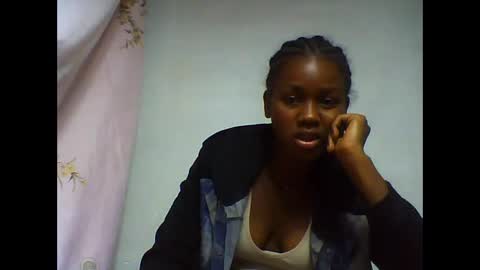Snapshot of oooorazanasoa chatting on 05.24.26 oooorazanasoa online show from 05.24.26