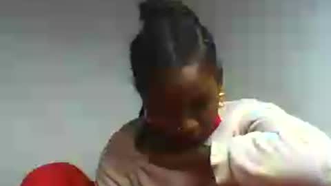 Snapshot of oooorazanasoa chatting on 06.27.26 oooorazanasoa online show from 06.27.26