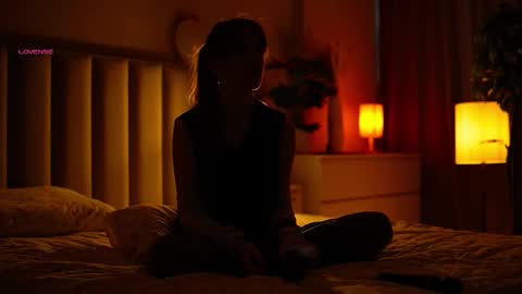 oopssocute online show from 02.11.26