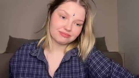 Ophelia online show from 04.09.26