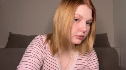 Snapshot of opheliaritz chatting on 04.26.26 Ophelia online show from 04.26.26