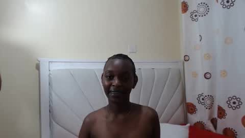 Snapshot of opulent_vixen chatting on 04.25.26 opulent_vixen online show from 04.25.26