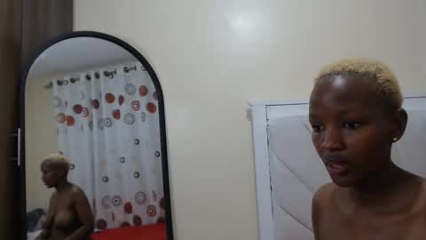 Snapshot of opulent_vixen chatting on 04.26.26 opulent_vixen online show from 04.26.26