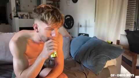 OreoBoys online show from 10.10.25