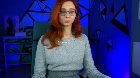 Orianna -  Hi Im into geek culture cosplay crafting LARP games. Shall we play DnD online show from 12.07.24