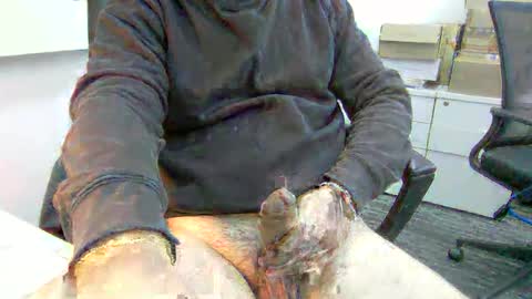 Snapshot of orizon_100 chatting on 12.14.25 orizon_100 online show from 12.14.25