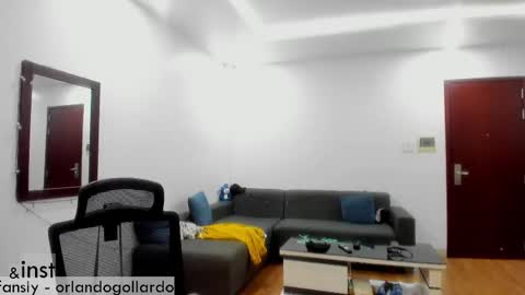 Fansly and Instagram -  online show from 03.04.25