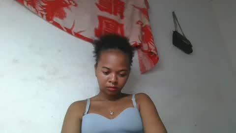 ornellahhh online show from 11.02.25