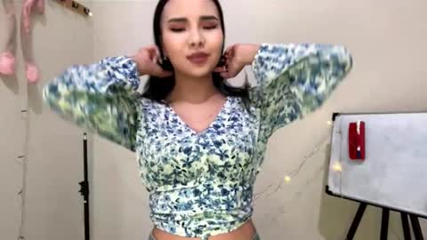 Snapshot of orphaajayi chatting on 11.28.25 Angel online show from 11.28.25