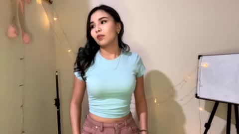 Snapshot of orphaajayi chatting on 12.03.25 Angel online show from 12.03.25