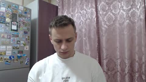 Snapshot of oscar_sssky chatting on 10.13.25 Oscar online show from 10.13.25