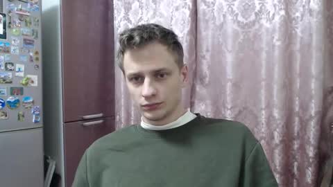 Snapshot of oscar_sssky chatting on 12.13.25 Oscar online show from 12.13.25