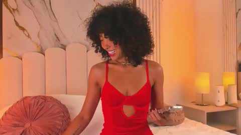 Snapshot of oshun_25 chatting on 11.24.25 Oshun online show from 11.24.25