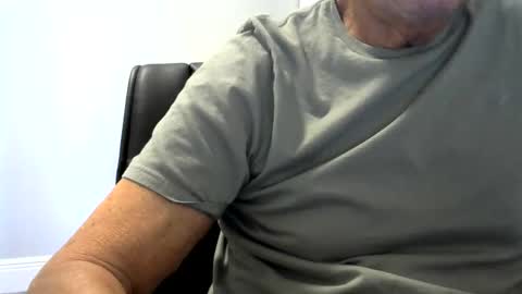 Ossi online show from 10.21.25