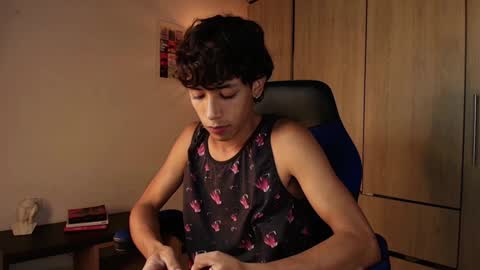 Snapshot of ostin_18hot chatting on 12.31.24 ostin 18hot online show from 12.31.24