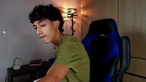 Snapshot of ostin_18hot chatting on 02.09.25 ostin 18hot online show from 02.09.25