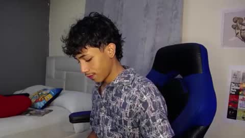 Snapshot of ostin_18hot chatting on 09.11.25 ostin 18hot online show from 09.11.25