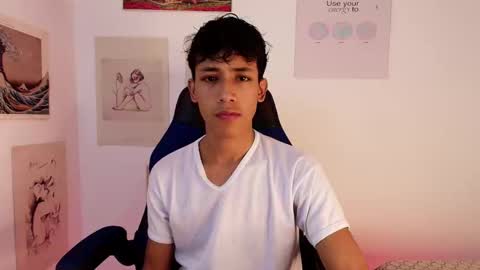 Snapshot of ostin_18hot chatting on 10.29.25 ostin 18hot online show from 10.29.25