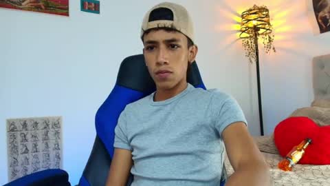 ostin 18hot online show from 11.30.25