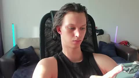 Snapshot of ostin_meoww chatting on 06.28.26 Ostin online show from 06.28.26