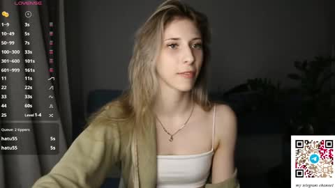 Snapshot of ottiliebolyard chatting on 04.16.26 Anne online show from 04.16.26
