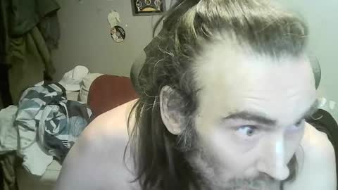 ouinnybis195625 online show from 12.19.25