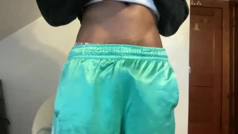 Snapshot of outofhisleague_ chatting on 10.09.25 outofhisleague_ online show from 10.09.25