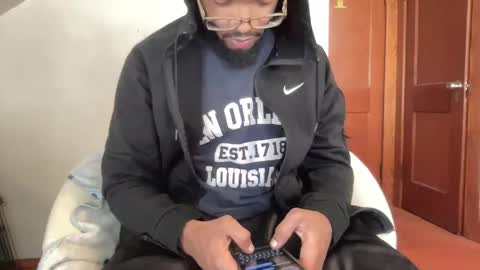 Snapshot of outofhisleague_ chatting on 02.26.26 outofhisleague_ online show from 02.26.26