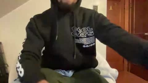 Snapshot of outofhisleague_ chatting on 03.06.26 outofhisleague_ online show from 03.06.26