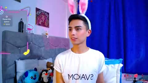 Owen  Independent model  online show from 10.28.25