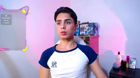 Owen  Independent model  online show from 11.22.25