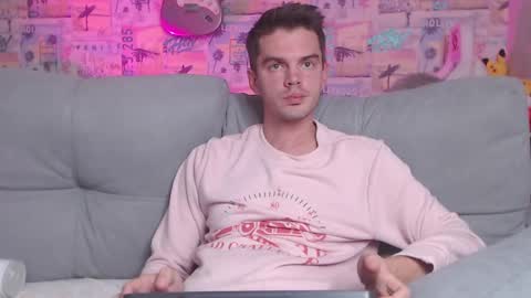 Snapshot of oxmikexo chatting on 12.03.24 Mike online show from 12.03.24