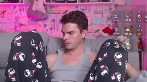 Snapshot of oxmikexo chatting on 12.27.24 Mike online show from 12.27.24