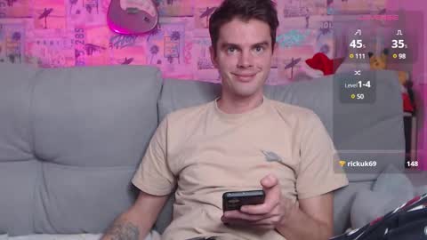 Snapshot of oxmikexo chatting on 12.29.24 Mike online show from 12.29.24