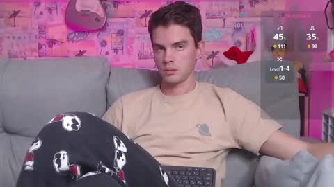 Snapshot of oxmikexo chatting on 12.30.24 Mike online show from 12.30.24