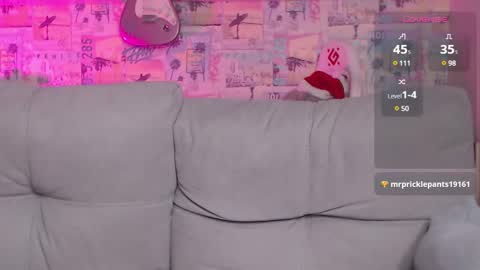 Snapshot of oxmikexo chatting on 01.02.25 Mike online show from 01.02.25