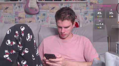 Snapshot of oxmikexo chatting on 01.03.25 Mike online show from 01.03.25