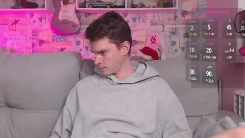 Snapshot of oxmikexo chatting on 01.06.25 Mike online show from 01.06.25