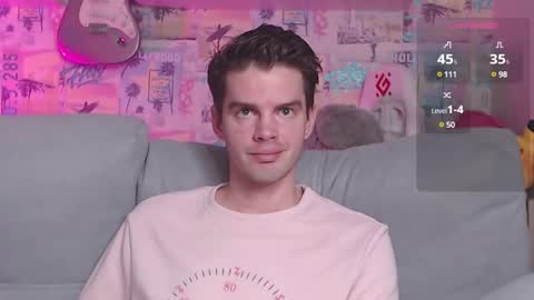 Snapshot of oxmikexo chatting on 02.01.25 Mike online show from 02.01.25