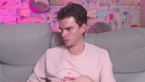 Snapshot of oxmikexo chatting on 02.12.25 Mike online show from 02.12.25