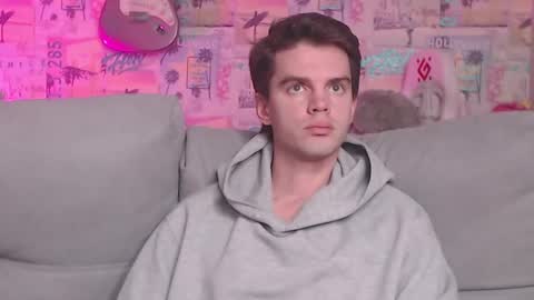 Snapshot of oxmikexo chatting on 02.13.25 Mike online show from 02.13.25