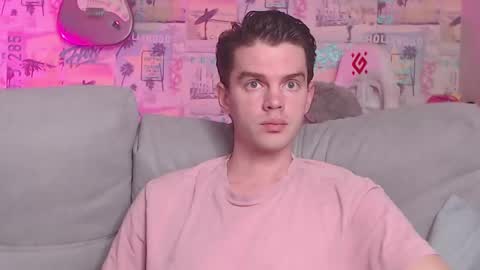 Snapshot of oxmikexo chatting on 02.16.25 Mike online show from 02.16.25