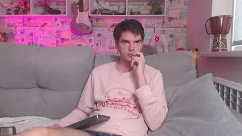 Snapshot of oxmikexo chatting on 02.24.25 Mike online show from 02.24.25