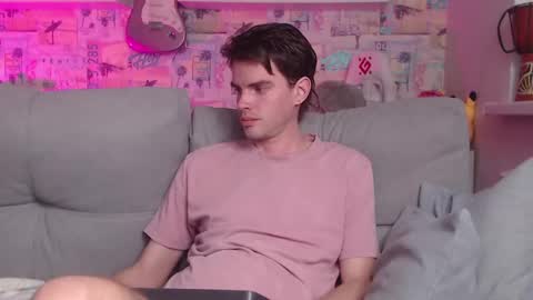 Snapshot of oxmikexo chatting on 02.25.25 Mike online show from 02.25.25