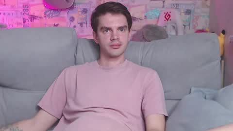 Snapshot of oxmikexo chatting on 02.25.25 Mike online show from 02.25.25