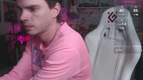 Snapshot of oxmikexo chatting on 03.01.25 Mike online show from 03.01.25