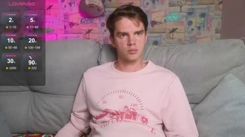 Snapshot of oxmikexo chatting on 10.17.25 Mike online show from 10.17.25